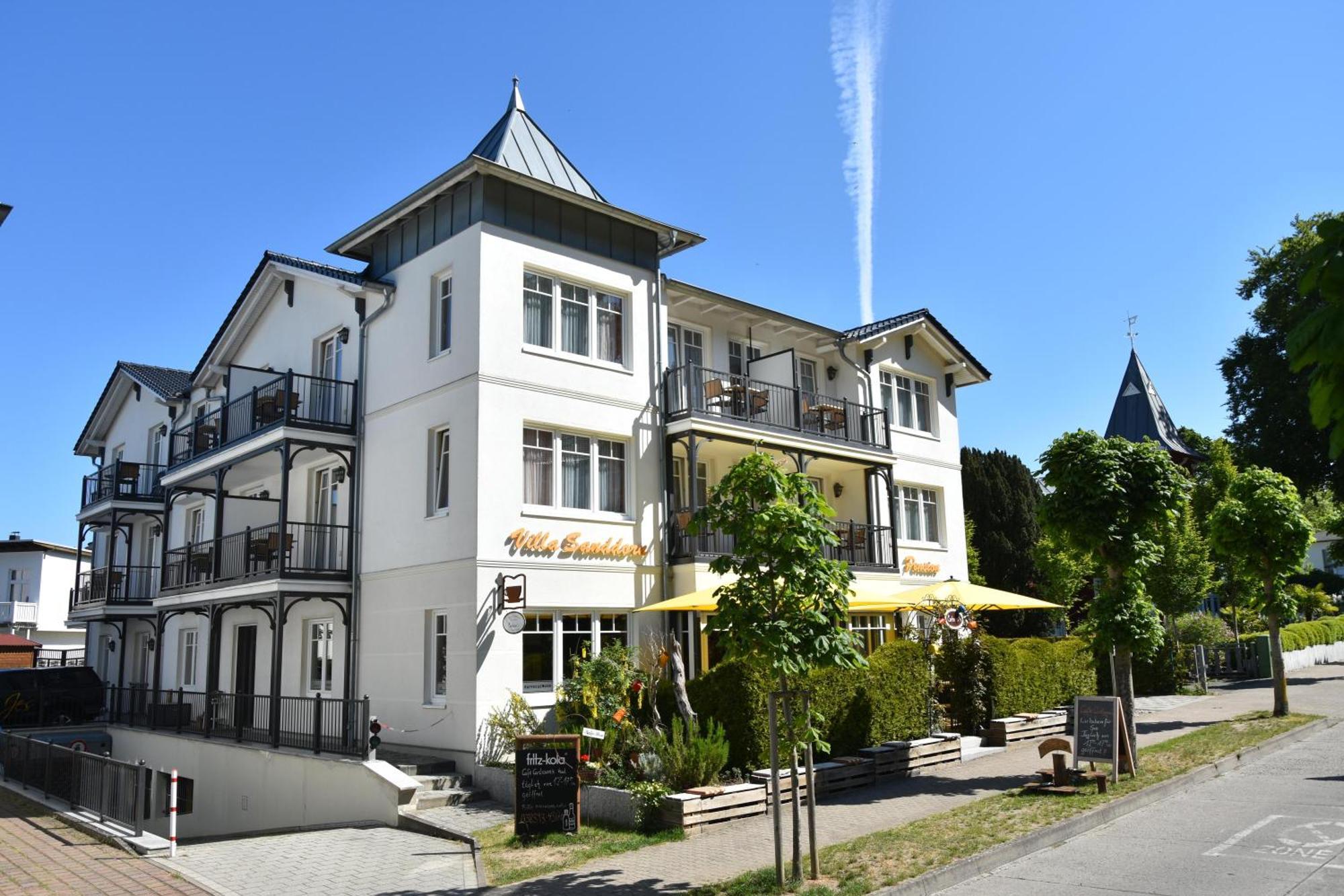 Pension Sanddorn Mit Cafe Carlssons Binz Εξωτερικό φωτογραφία