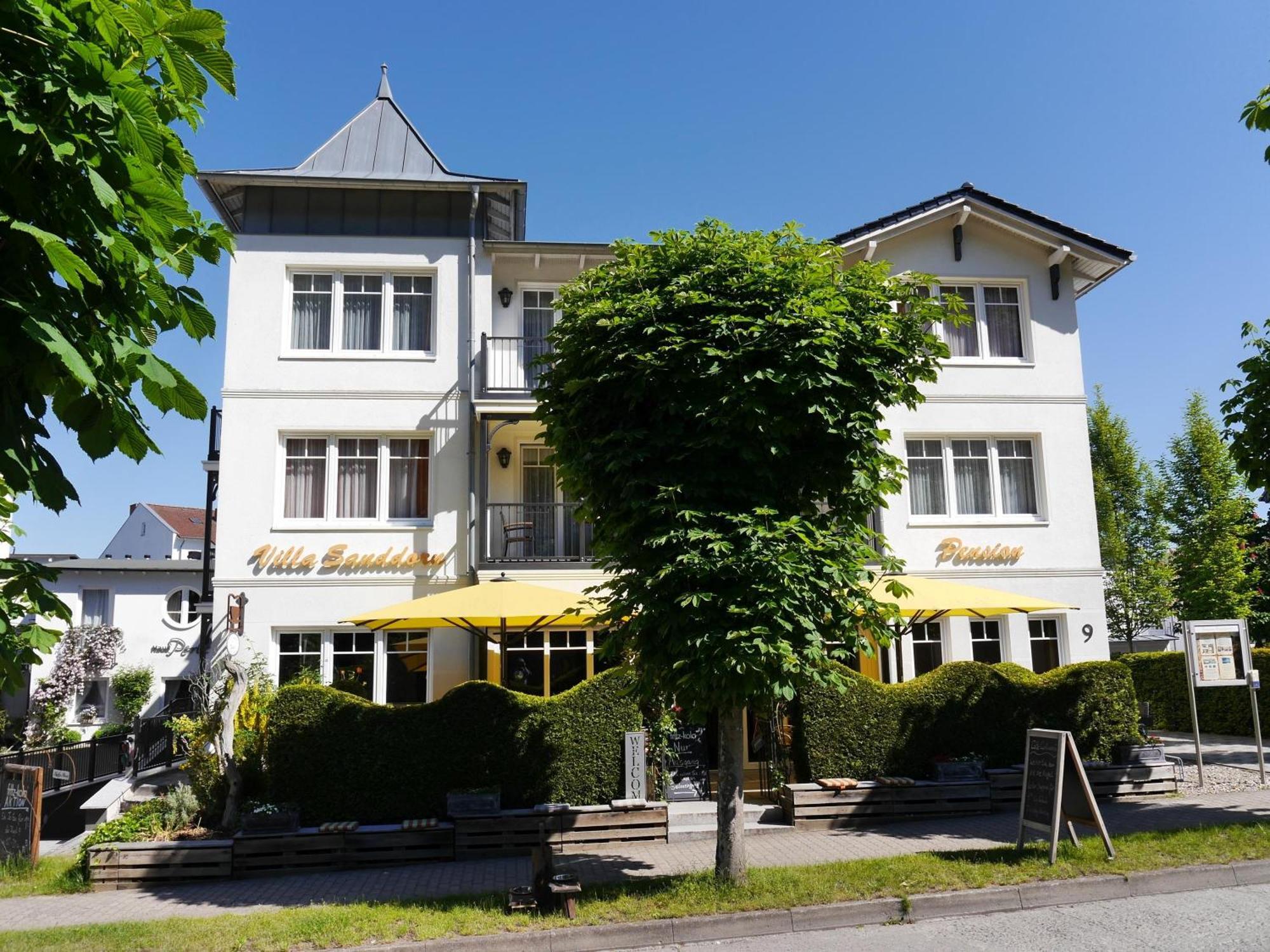 Pension Sanddorn Mit Cafe Carlssons Binz Εξωτερικό φωτογραφία