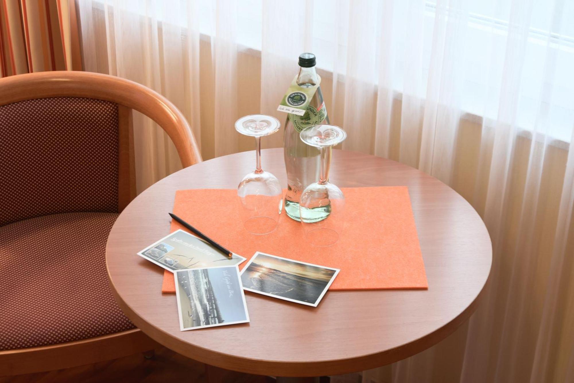 Pension Sanddorn Mit Cafe Carlssons Binz Εξωτερικό φωτογραφία